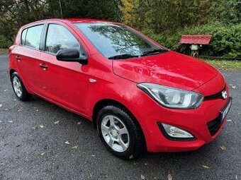 Hyundai i20 1.2i LPG výborný stav, letní a zimní kola STK