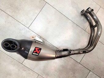 Yamaha MT 07 Akrapovič