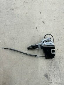 Hyundai ix20 zámek předních dveří