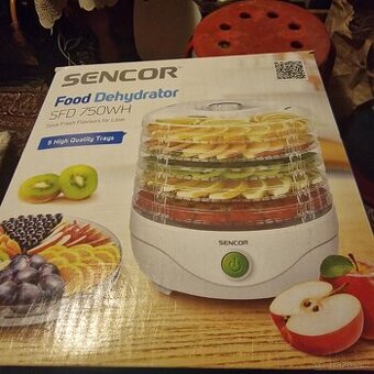 Sušička ovoce Sencor SFD 851GR