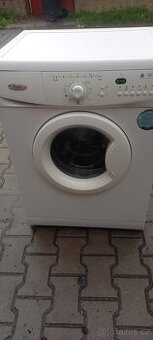 Pračka Whirlpool