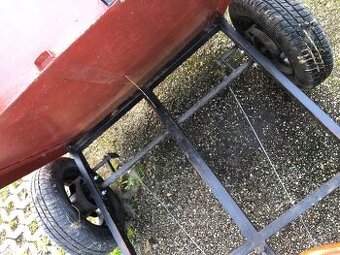 Sklopná vlečka za Vari Terra