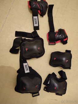 Chrániče kolen a loktů