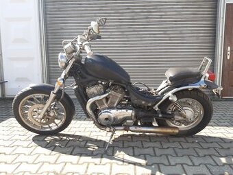 Suzuki VS 700  1987  na nahradni dily