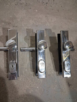 Bezpecnostni kovani R1