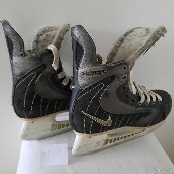 CHLAPECKÉ LEDNÍ BRUSLE NIKE - 1