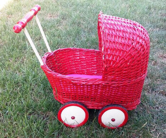 Dětský proutěný kočárek pro panenky