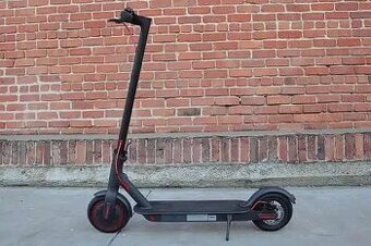 Prodám Xiaomi elektro koloběžku