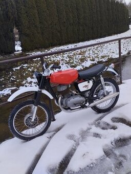 ČZ 175 bez TP a SPZ