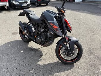 KTM 1290 super duke