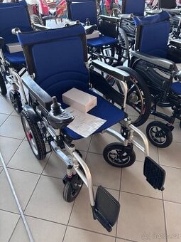 Elektrický invalidní vozík 6001