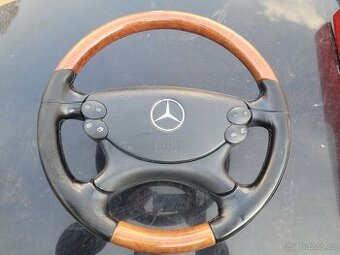 Dřevěný volant Mercedes E 211