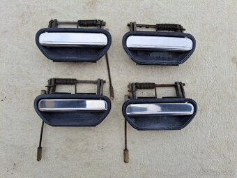 ŠKODA 105/120 - KLIKY DVEŘÍ