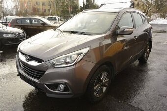PRODÁM Hyundai ix35 2.0CRDi 4x4,KOUPENO NOVÉ V ČR