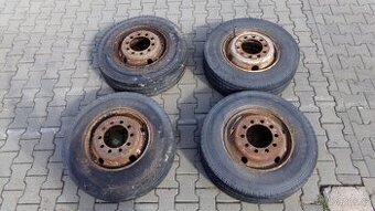 Pneu Bridgestone R-trailer 001