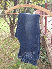 Dívčí modré strecové džíny