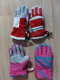 2 x zimní prstové lyžařské rukavice,cca 5-15 let,čepice šála