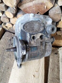 Zapalování startovací motor DT-54/75, MTZ