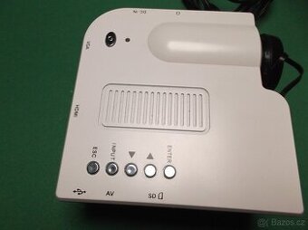 Mini LED projektor