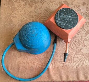 Retro gumové nafukovací nožní pumpy "žáby"