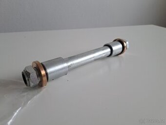 Jawa 350, Teflonové uložení zadní nápravy