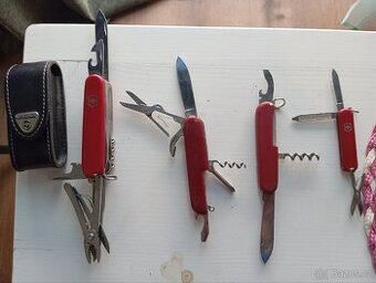 sbírka švýcarských skládacích nožů Victorinox - 1
