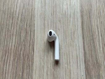 Apple AirPods 2. Generace - Levé Sluchátko