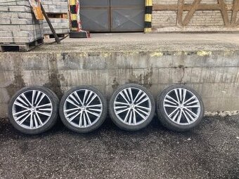 Superb 3 Sirius 5x112 R 19