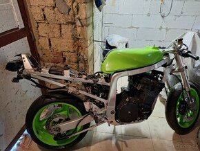 Suzuki Gsxr 750
