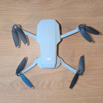 DJI Mini 4K – odlomeny gimbal