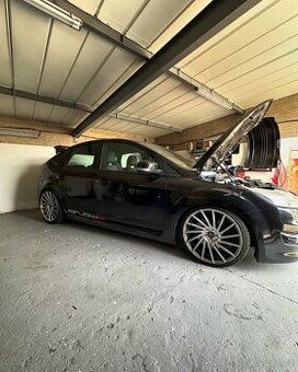 Ford Focus ST 300HP