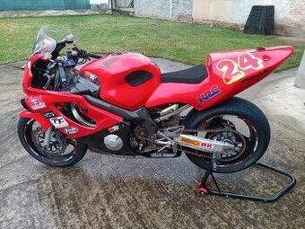 Okruhovka Honda CBR 600 f4