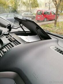 Mercedes Vito Viano - kastlík na doklady