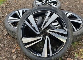 Volkswagen T cross R line 2GM 5x100 7jx18 et3