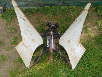 Oboustranný pluh Vari