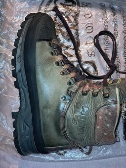 Turistické pohory Meindl vel.41-42 kožené, šíře H