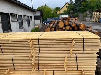 Stavební prkna netřízená