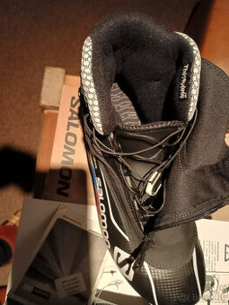 nové boty na běžky SALOMON Escape8 pilot na nohu č.8