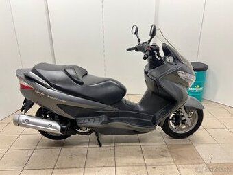 SUZUKI BURGMAN 200