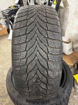 Zimní pneumatiky Nexen 215/40 r18