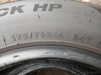 2ks zimní pneu 175/70 r14