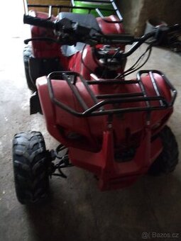 Dětská čtyřkolka  110