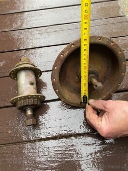 Náboj kola a brzdový buben Jawa originál