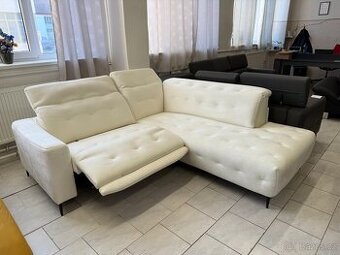 Rohová el. poloh. sedací souprava čalou. NEPOUŽITÁ