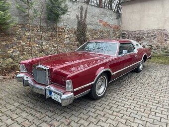 Lincoln Continental Mark IV