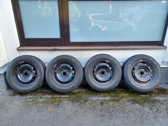 Zimní kola 5x114,3, r16 - ET 42 + gumy 215/65 98H