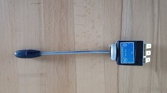 Přepínač na blinkry