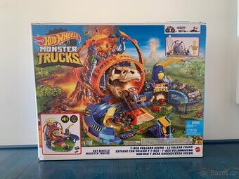 Monster Trucks - T-Rex Volcano arena