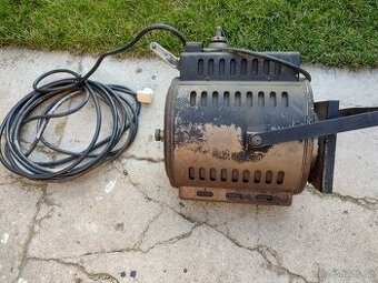 Divadelní reflektor