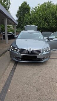 Superb 3 STYLE 2018 PANO 140kw - 1